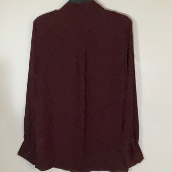 Banana Republic Button-Down Shirt - Picture 7 of 11